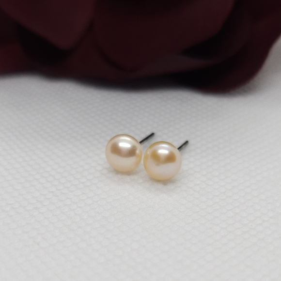 Champagne Pearl Stud Earrings Landan Girl Real Pearl Stud Earrings - Picture 8 of 9